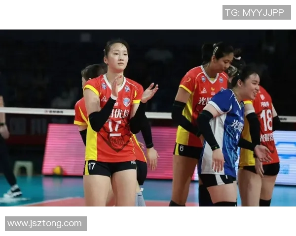 中国女排与荷兰女排半决赛激战正酣争夺决赛席位精彩瞬间回顾